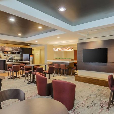Courtyard By Marriott Monroe Airport Hotel Buitenkant foto