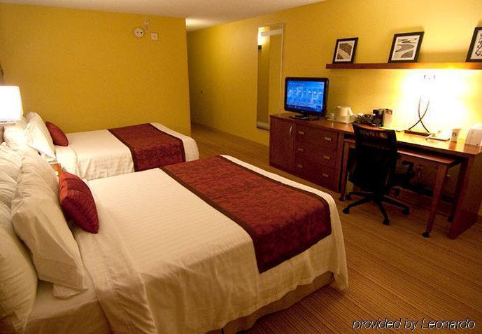 Courtyard By Marriott Monroe Airport Hotel Kamer foto