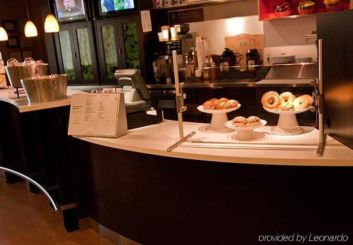 Courtyard By Marriott Monroe Airport Hotel Buitenkant foto