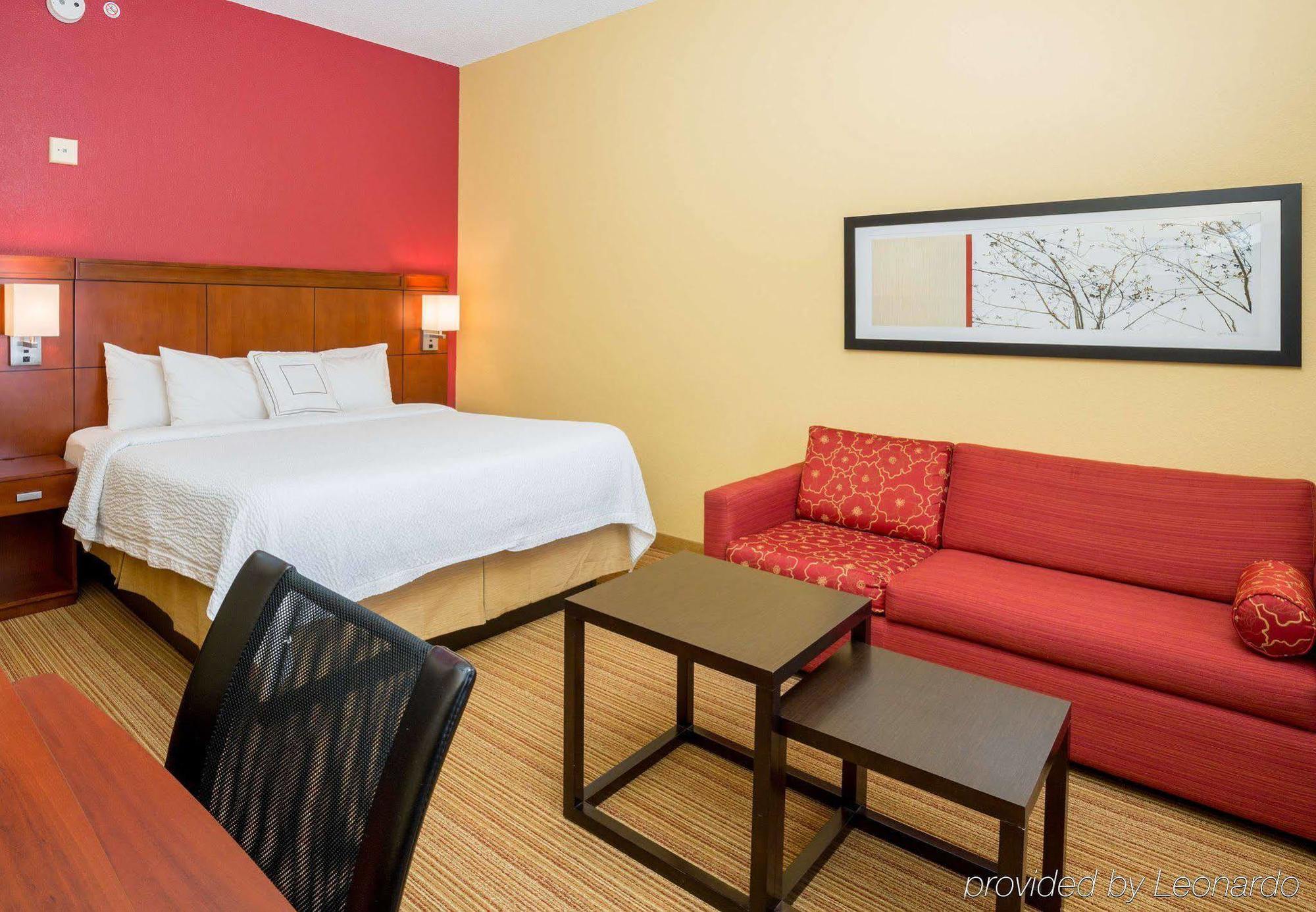 Courtyard By Marriott Monroe Airport Hotel Buitenkant foto